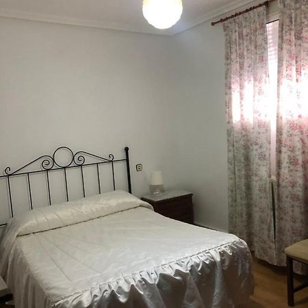 Pension Ruiz Linares  Exterior photo