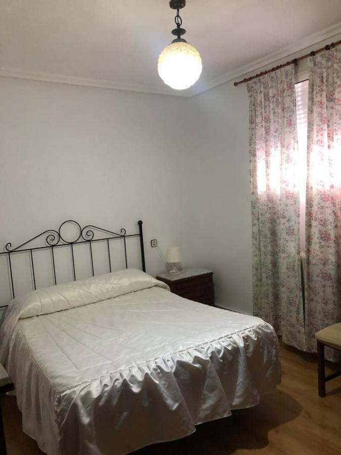 Pension Ruiz Linares  Exterior photo